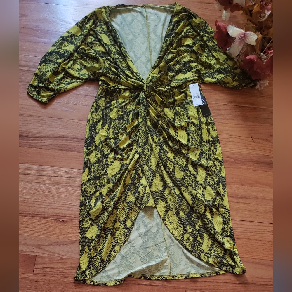 New York &Co Soho Snake Print twist waist front Dress high low Deep V Medium NWT